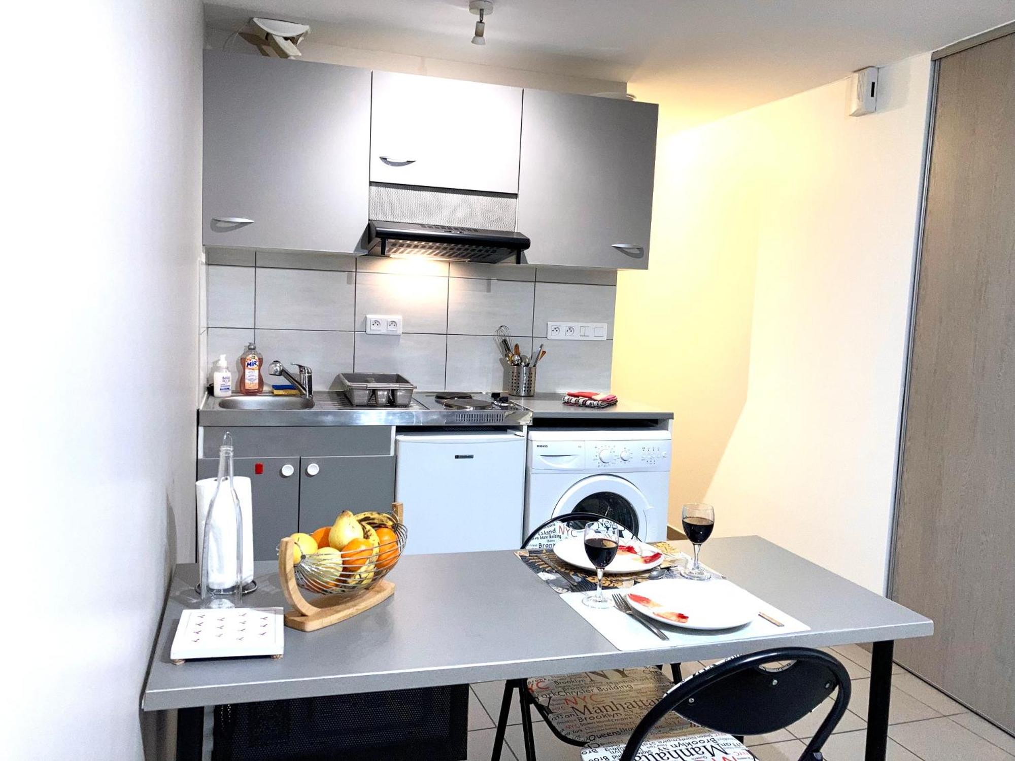 Charmant Studio Centre Ville Le Puy-en-Velay Buitenkant foto